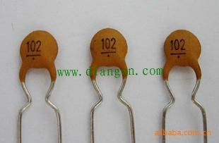 如何使用万用表检测常用电子元件