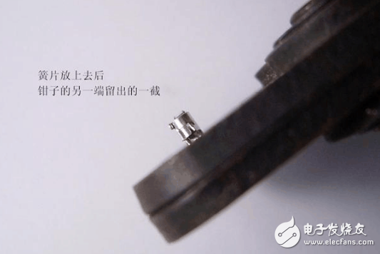 压线钳使用方法图解、压线钳和端子钳是一样的吗?压线钳卡住了怎么办?
