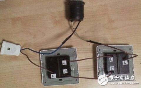 双控开关接线图_双控开关接线操作教学