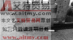 风管表面凹凸不平，表面污染