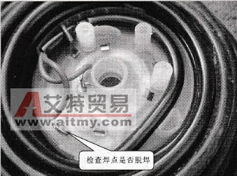 检查电源线与摩擦轮上的导环是否脱焊
