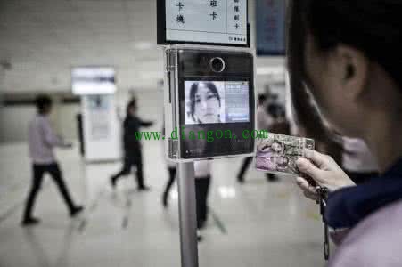 人脸识别技术在出入口控制系统中应用 