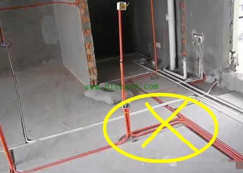 专业电工讲解:布电线不要追求美观 横平竖直都是骗人的 