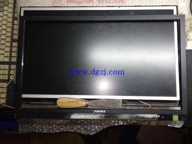 清华同方显示器LCD改LED方法教程